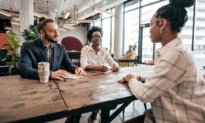 Benefits of Hiring a Staffing Agency